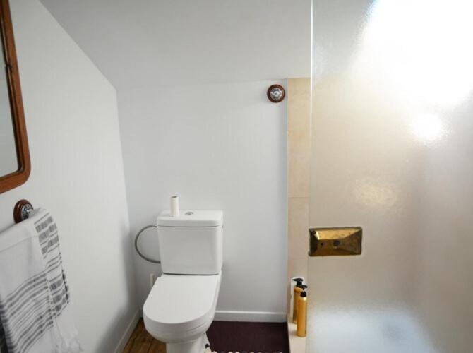 48 Urban Suites Dun-le-Palestel 部屋 写真